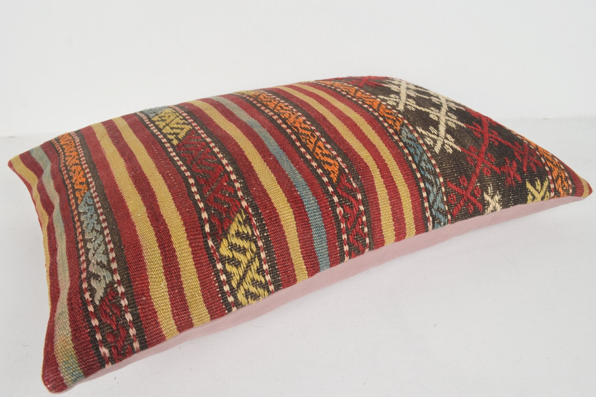 Kilim Cushion Covers India E00522 Lumbar Decorating Berber Culture