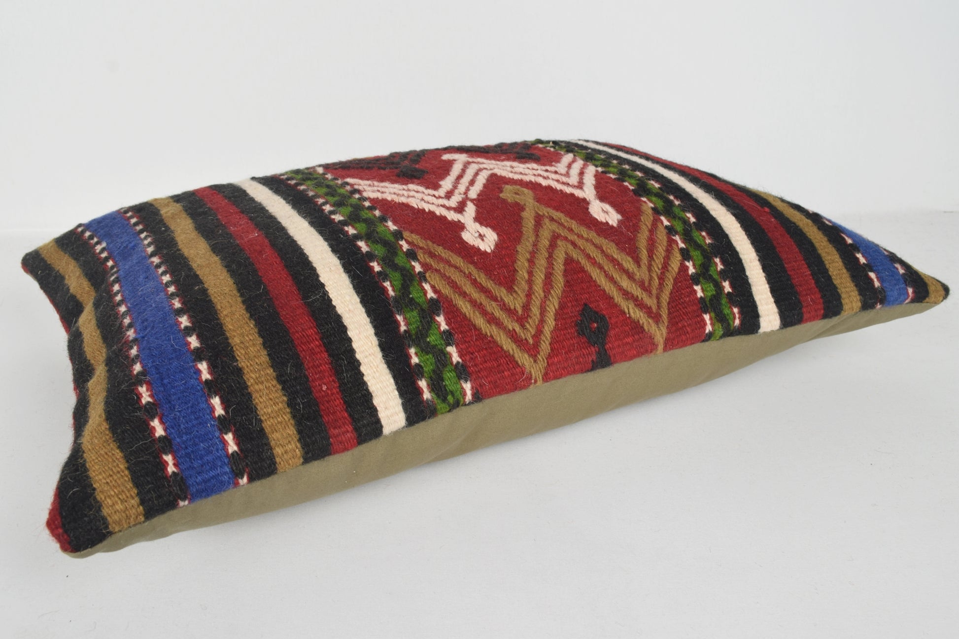 Vintage Kilim Pillow Covers E00440 Lumbar Normal Economical Midcentury