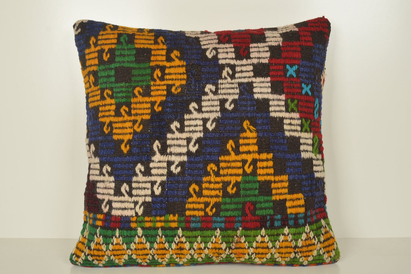 Moroccan Kilim Pillows A00857 Wholesale pillow cover 24x24 Mexican cushion covers
