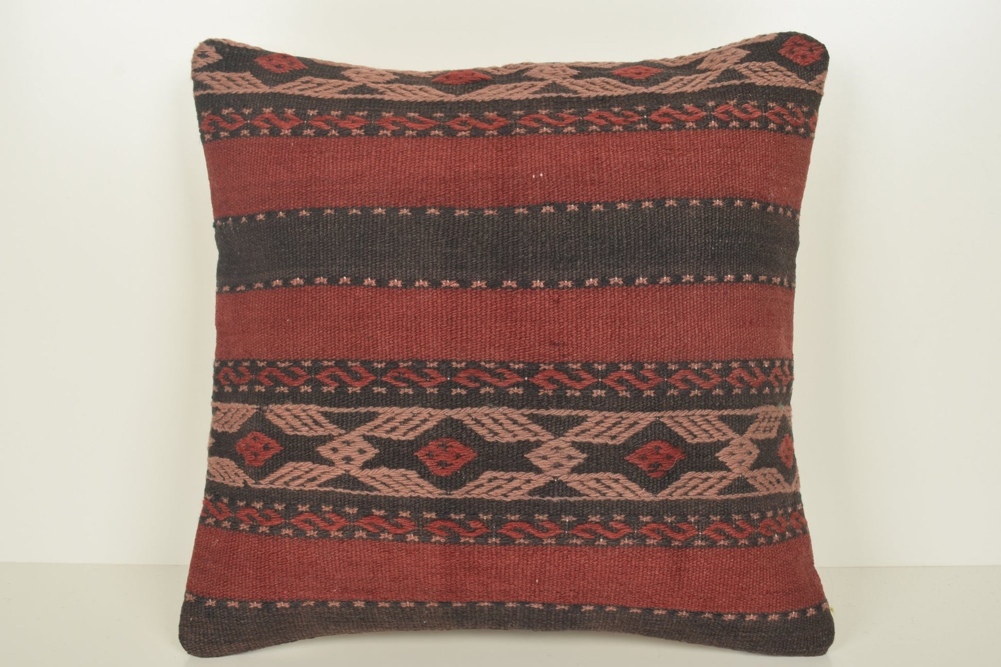 Turkish Inspired Cushions C01407 18x18 Celtic Knitting Cool