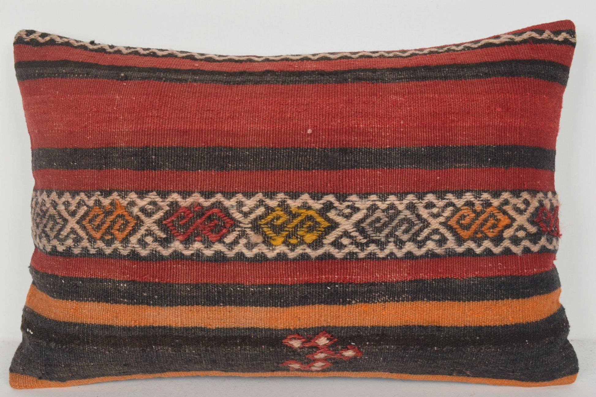 Outdoor Kilim Cushion E00589 Lumbar Aztec Model Tribal Eclectic