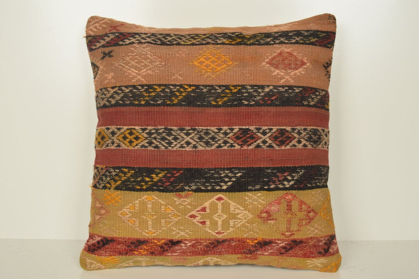 Turkish Rugs Marmaris Pillow B02117 20x20 Crochet Southern