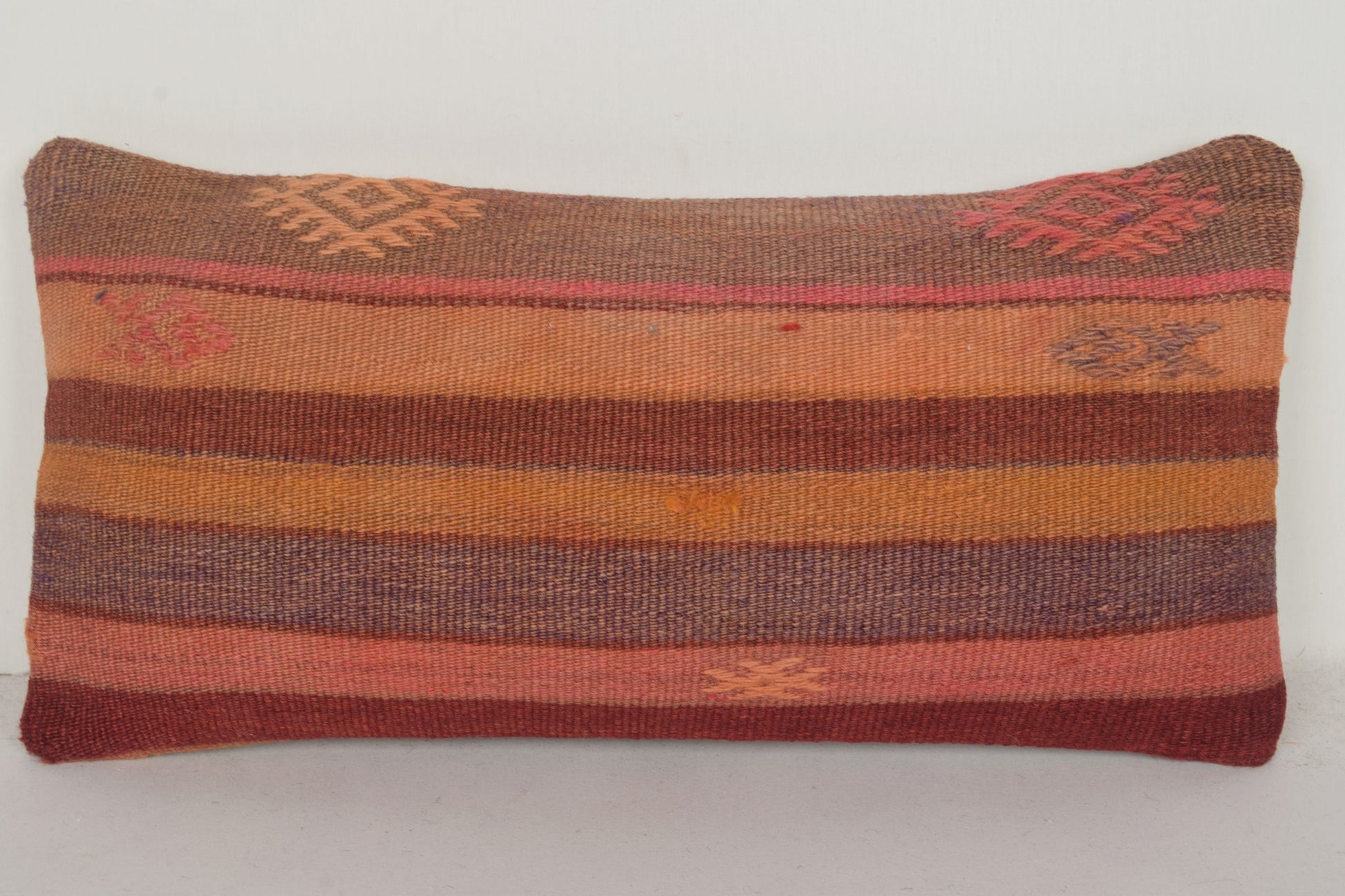 Turkish Kilim Wool Rug Pillow G00611 Northern Prehistoric Model Mid century Regular