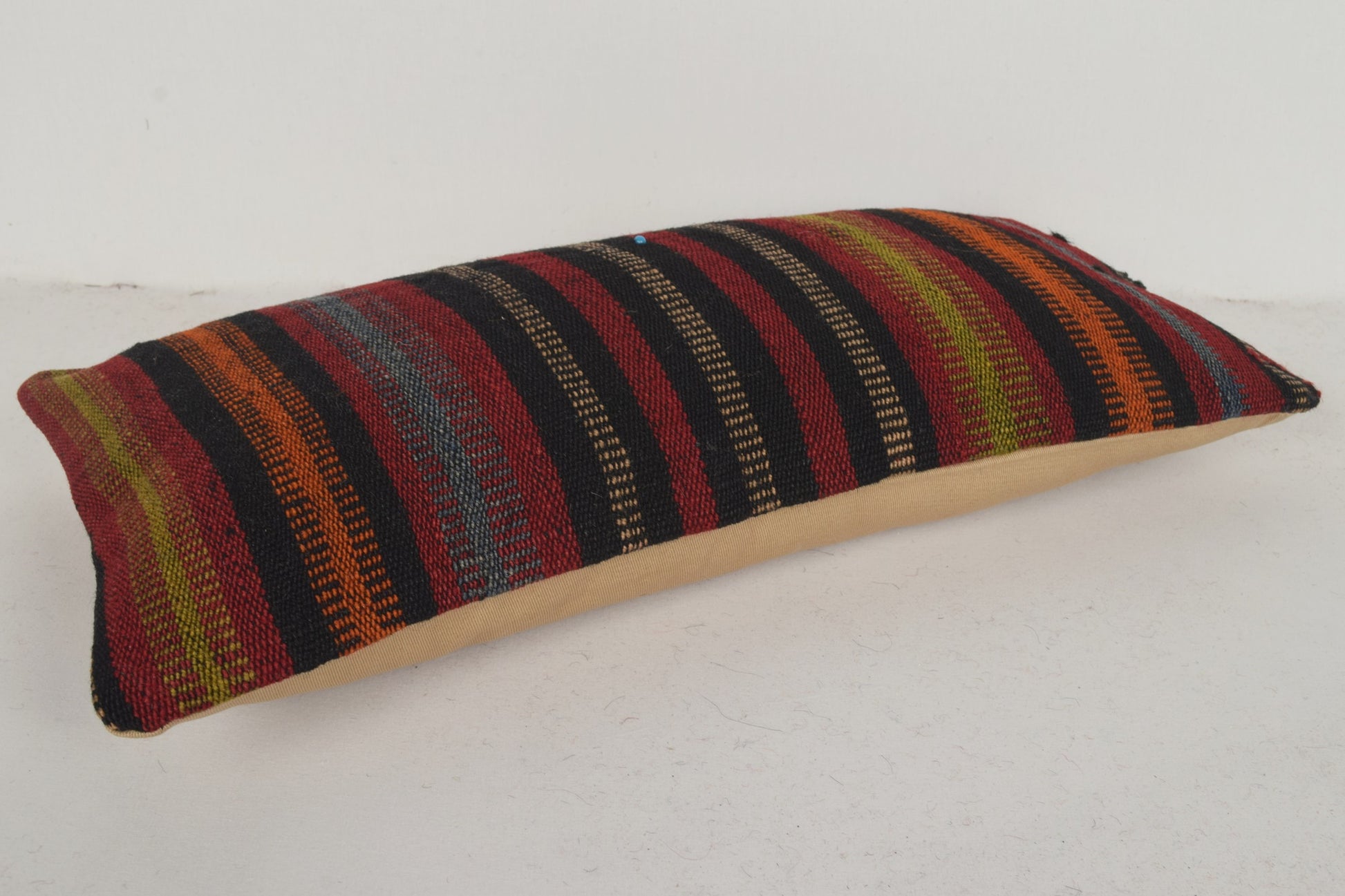 Kilim Rugs Striped Pillow G00654 Tropical Comfort Mid century Model Bedroom